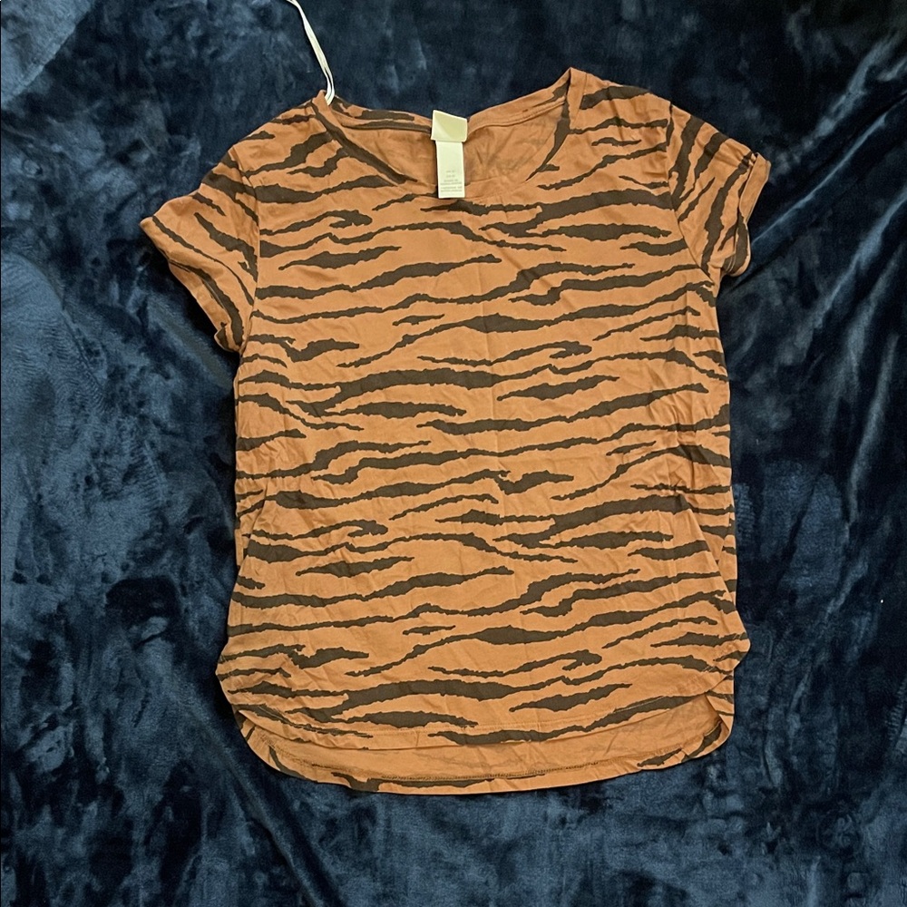 H&M Orange and Black Striped Short Sleeve Top